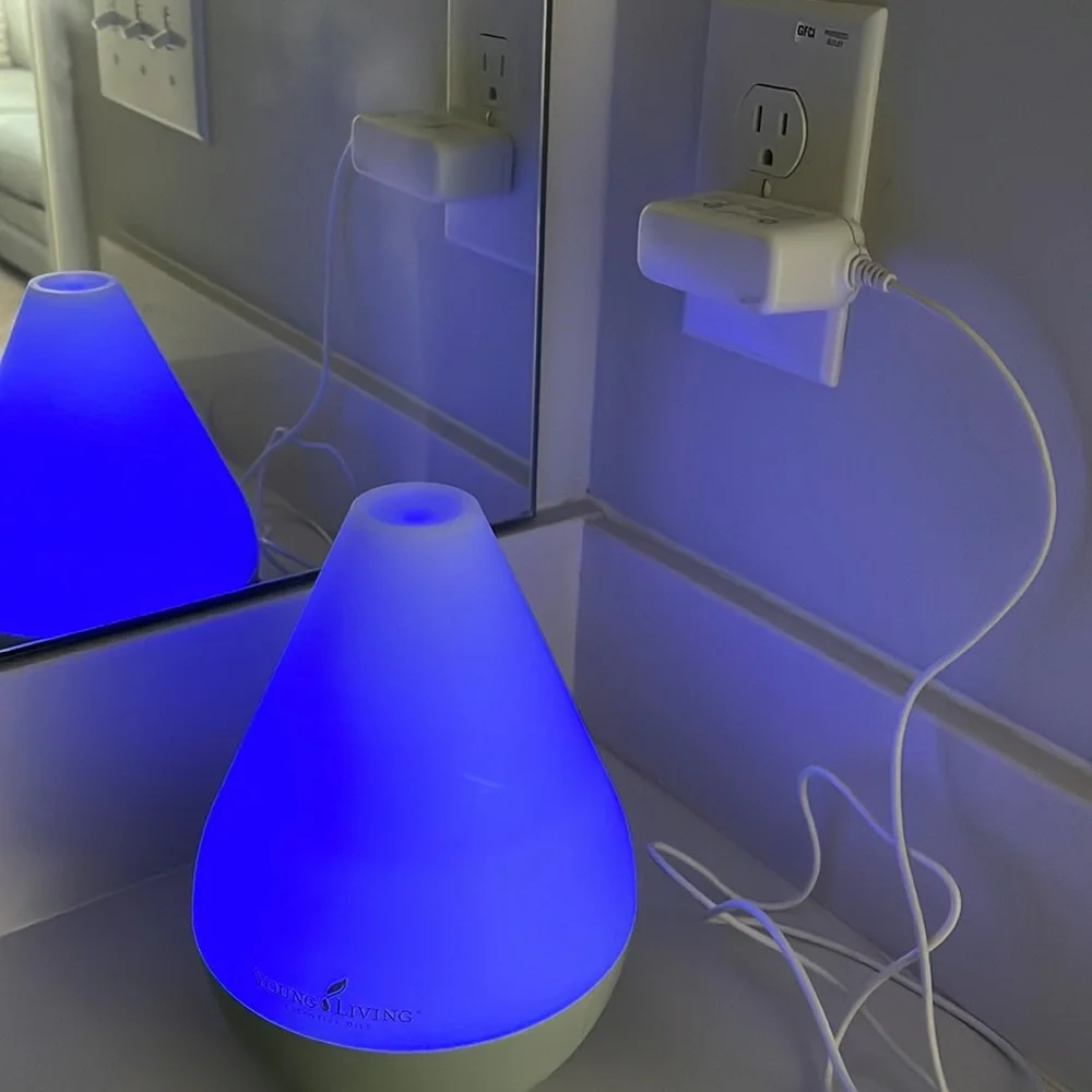Young Living Dewdrop Diffuser Essential Oil Diffuser